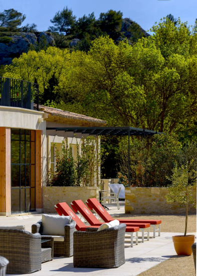 Domaine de Valmouriane, Hôtel de charme au cœur des Alpilles