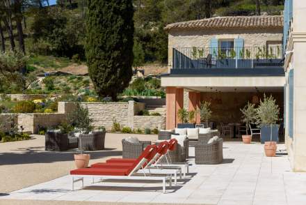 Domaine de Valmouriane, Hôtel de charme au cœur des Alpilles