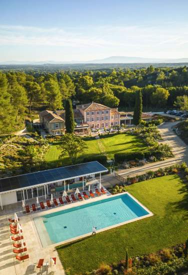 Domaine de Valmouriane, Hôtel de charme au cœur des Alpilles