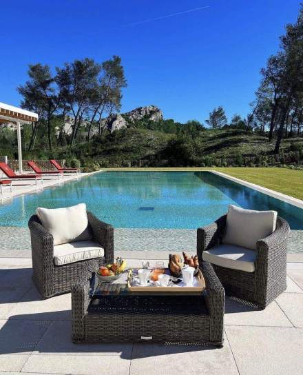 Domaine de Valmouriane, Hôtel de charme au cœur des Alpilles